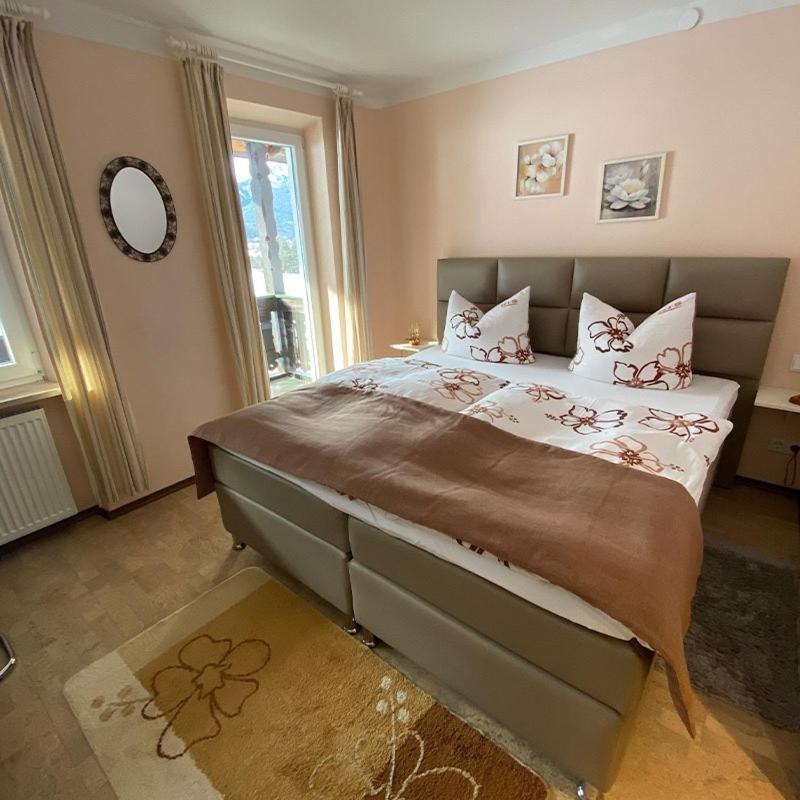Hotel Restaurant Hausberg Garmisch-Partenkirchen Buitenkant foto