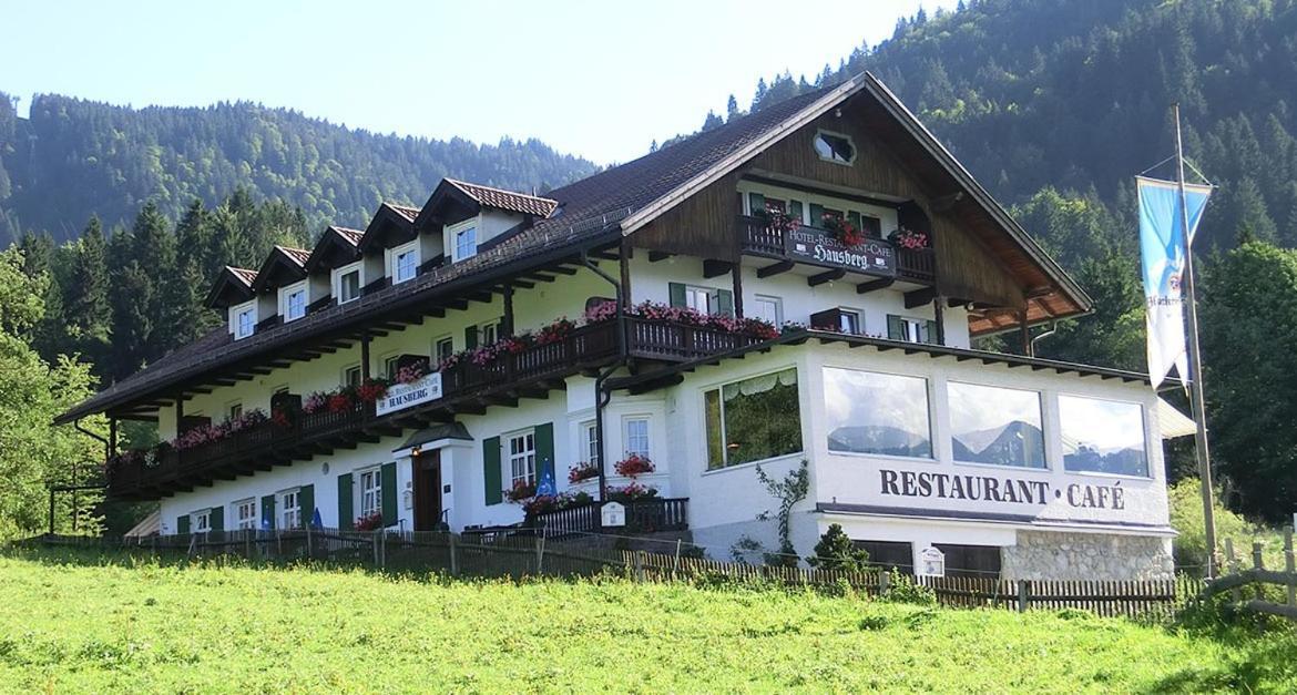 Hotel Restaurant Hausberg Garmisch-Partenkirchen Buitenkant foto