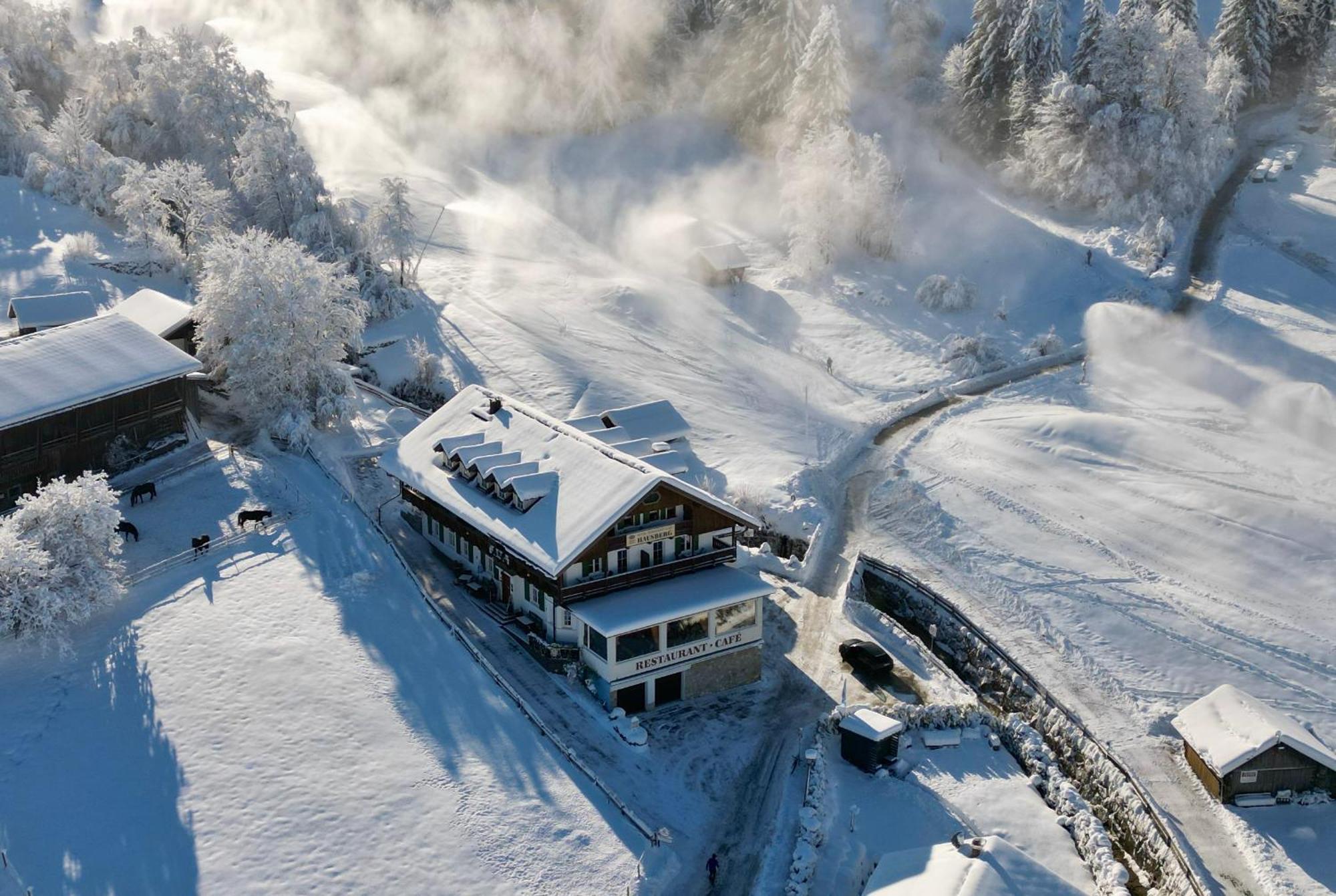 Hotel Restaurant Hausberg Garmisch-Partenkirchen Buitenkant foto